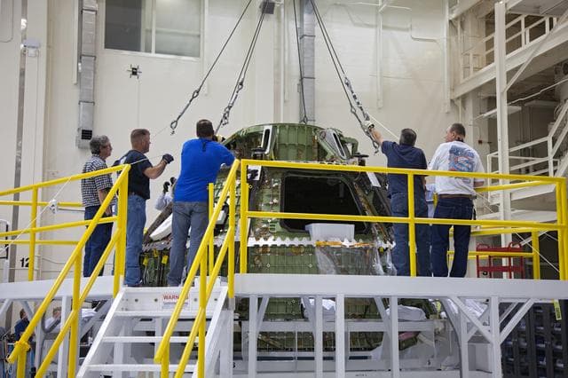 NASA image: KSC-313D-0153_014