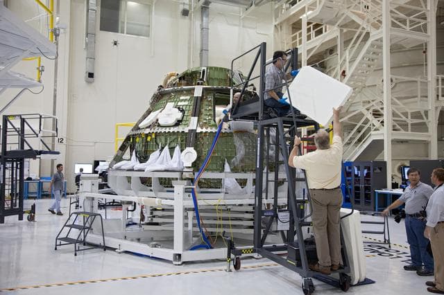 NASA image: KSC-313D-0153_007