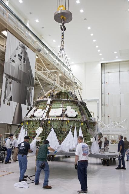 NASA image: KSC-313D-0153_044
