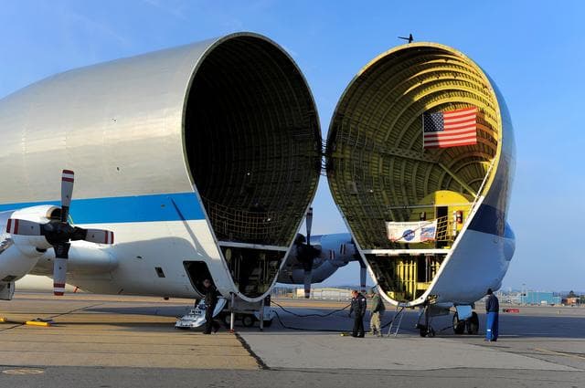 NASA image: Orion Heat Shield Transported by Super Guppy to KSC