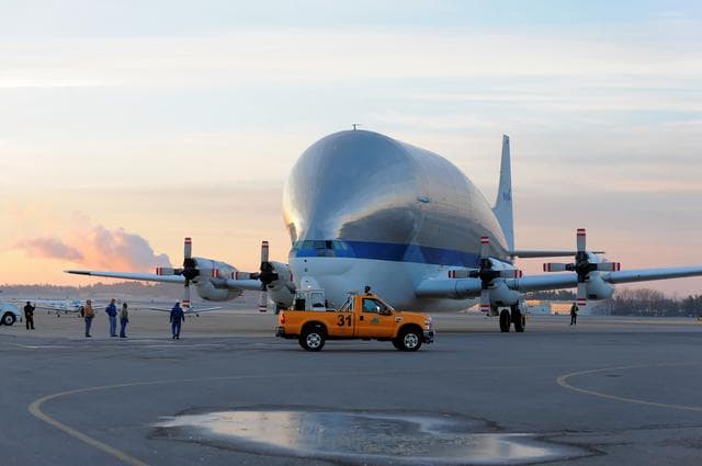 NASA image: Orion Heat Shield Transported by Super Guppy to KSC