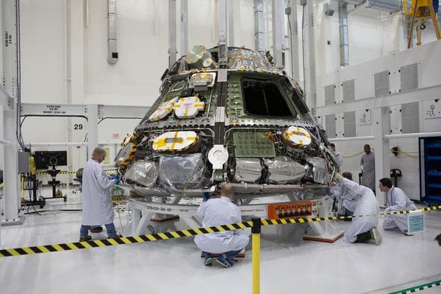 NASA image: Heat Shield Mating Activities
