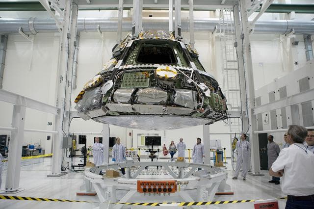 NASA image: Heat Shield Mating Activities