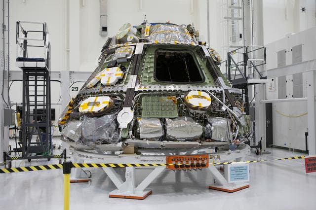 NASA image: Heat Shield Mating Activities