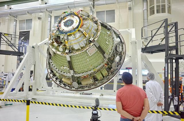 NASA image: Orion Weight and Center of Gravity Test