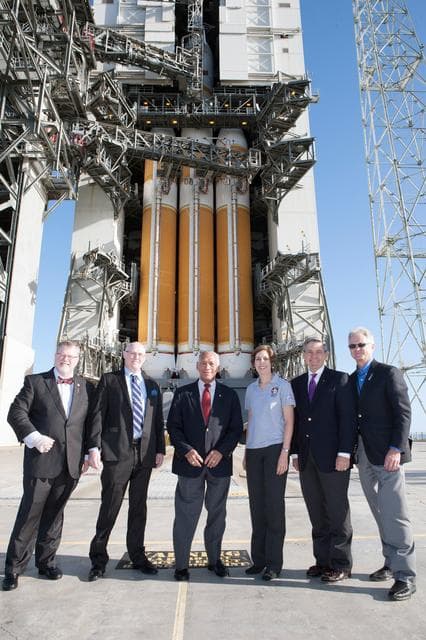 NASA image: mgtment_pad_orion
