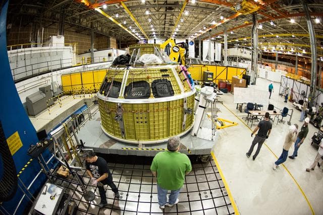 NASA image: Engineers Mark Completion of Orion’s Pressure Vessel