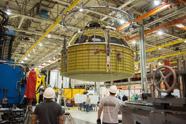 NASA image: Engineers Mark Completion of Orion’s Pressure Vessel