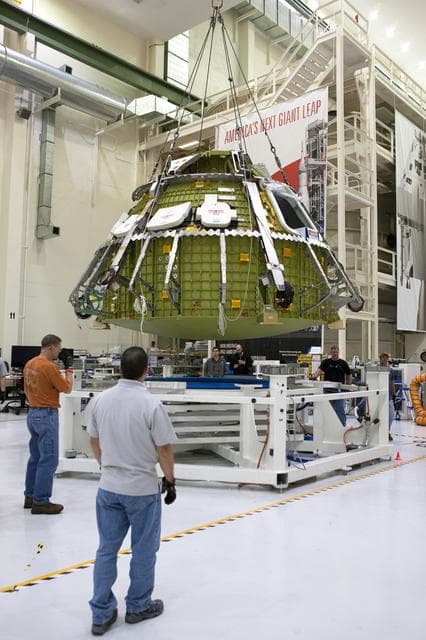 NASA image: Orion EM-1 Lift & Mate to Test Stand