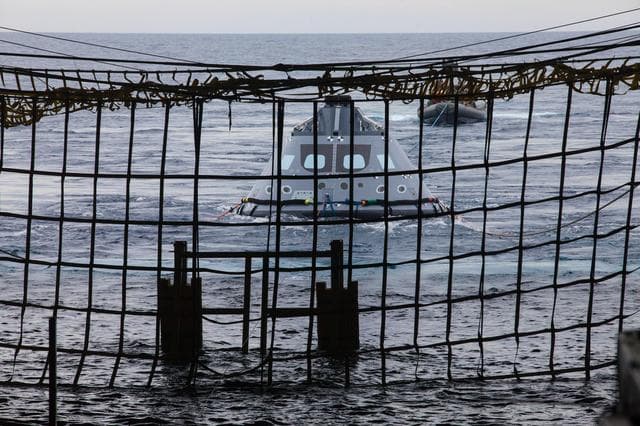 NASA image: Orion Underway Recovery Test 5 (URT-5)