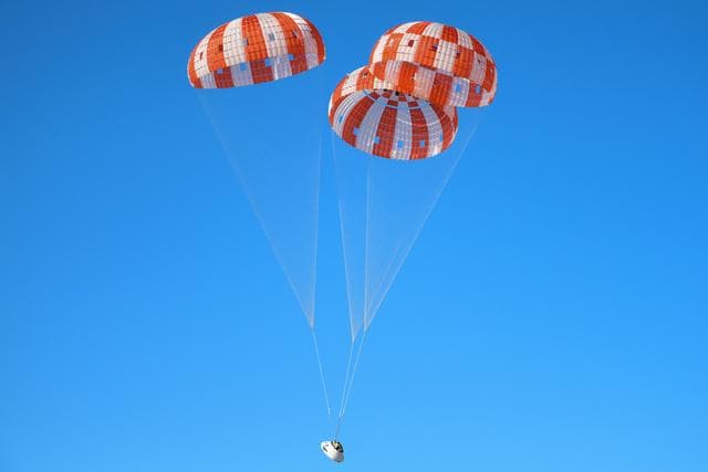 NASA image: Orion's parachutes measure up in high pressure test