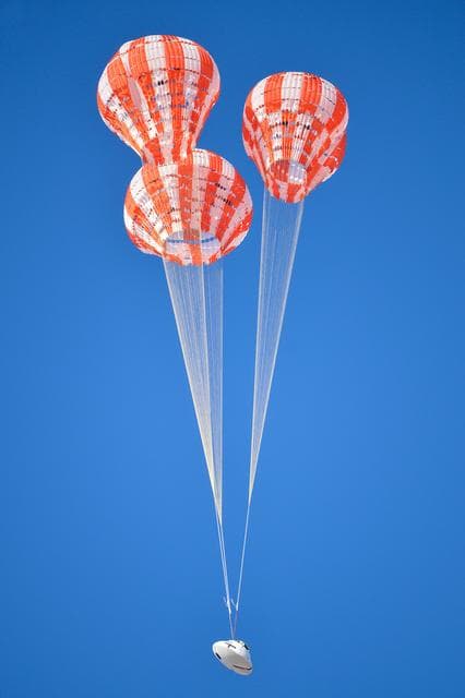 NASA image: Orion's parachutes measure up in high pressure test