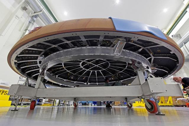 NASA image: Orion Heat Shield Move