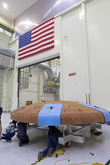 NASA image: Orion Heat Shield Move
