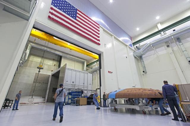 NASA image: Orion Heat Shield Move