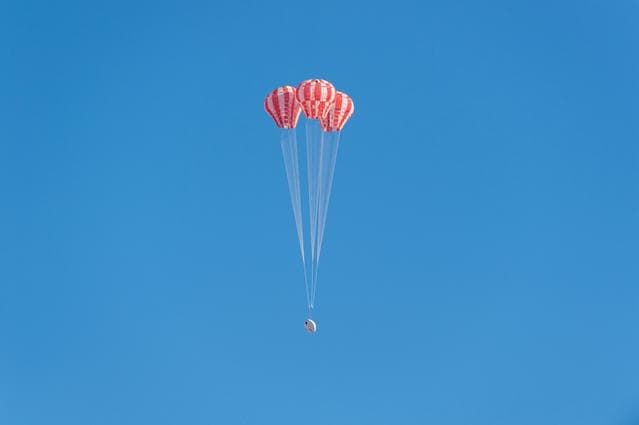 NASA image: NASA Completes Orion Parachute Tests for Missions with Astronaut