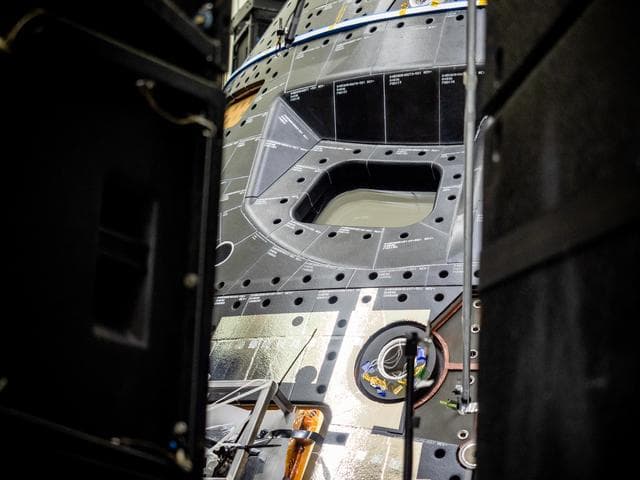 NASA image: Orion Exploration Mission-1 Crew Module