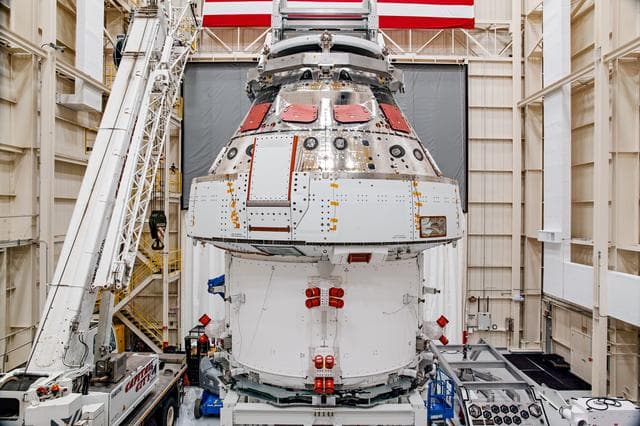 NASA image: Orion Spacecraft for Artemis I Prepared for Thermal Test at NASA