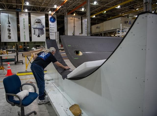 NASA image: Orion SAJ Fairing