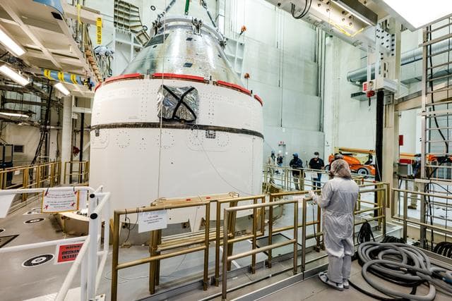NASA image: Orion ready for fueling