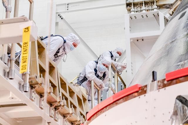 NASA image: Orion ready for fueling