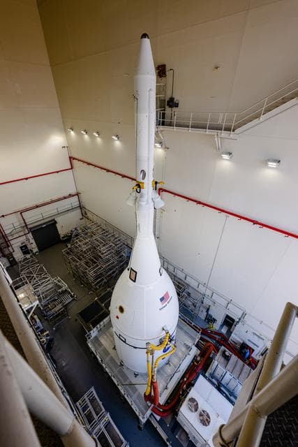 NASA image: Preparing Orion for transport