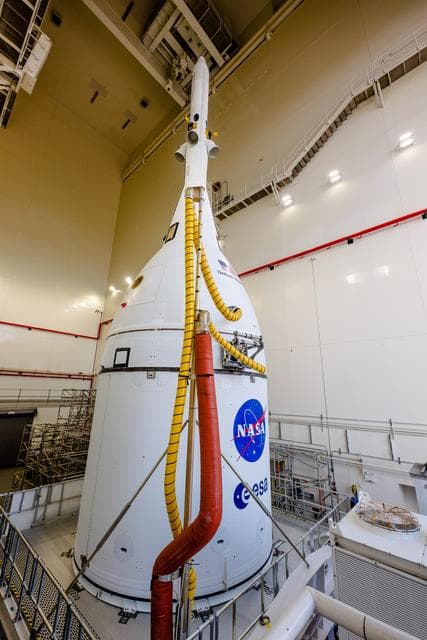 NASA image: Preparing Orion for transport