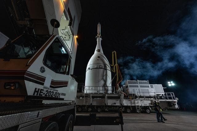 NASA image: Preparing Orion for transport