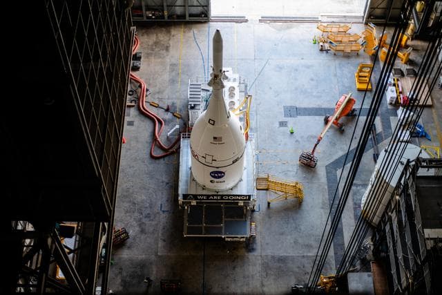 NASA image: Orion arrives at the VAB
