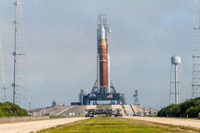 NASA image: Artemis I on the launch pad