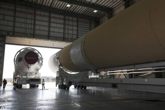 NASA image: Delta IV H components arrive at KSC