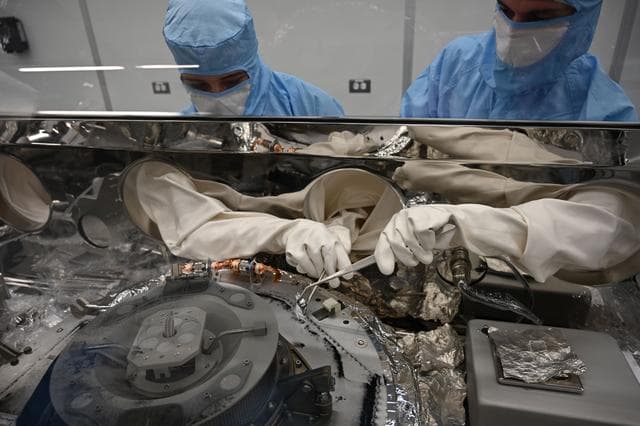 NASA image: OSIRIS-REx - Sample Collection jsc2023e058643
