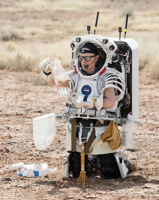 NASA image: Kate Rubins - JETT 5 - jsc2024e033762