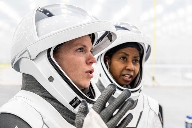 NASA image: SpaceX Crew-9 members Zena Cardman and Stephanie Wilson