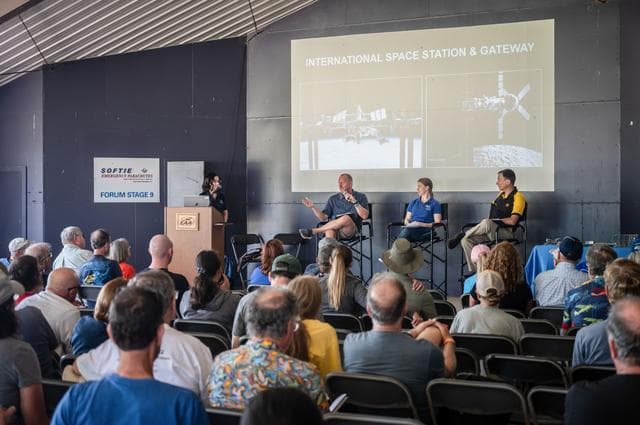 Jon Olansen Discusses Gateway at EAA AirVenture Oshkosh 
