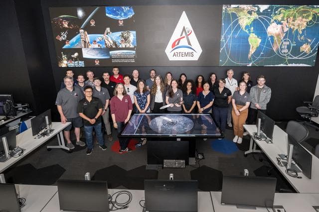 NASA image: Artemis Science Evaluation Room (SER) for Mission Control in Houston -- jsc2025e057255