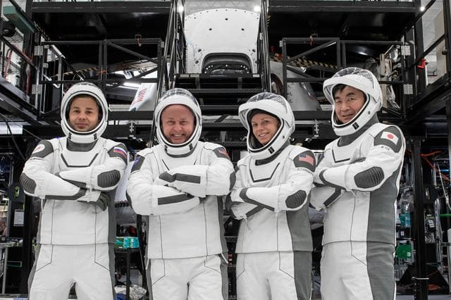 NASA image: The crew of NASA’s SpaceX Crew-11 mission pose for a photo during a training session