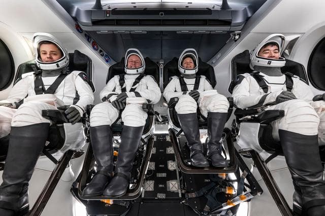 NASA image: The crew of NASA’s SpaceX Crew-11 mission train for their upcoming trip