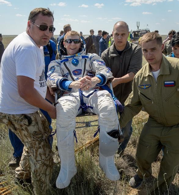 NASA image: Expedition 47 Soyuz TMA-19M Landing
