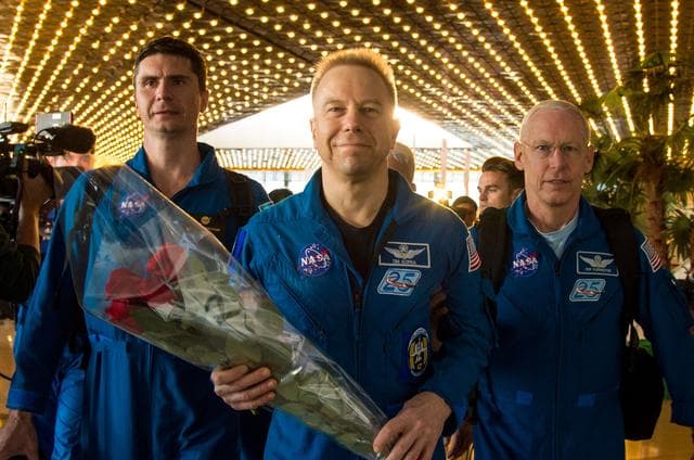NASA image: Expedition 47 Soyuz TMA-19M Landing