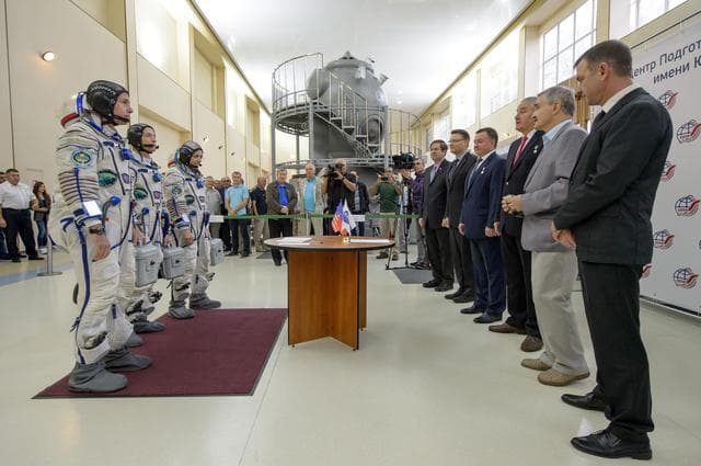 NASA image: Expedition 49 Qualification Exams
