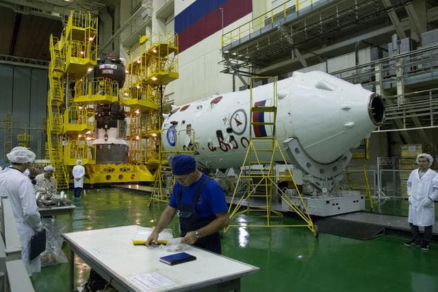 NASA image: Expedition 49 Preflight