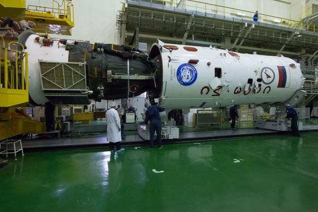 NASA image: Expedition 49 Preflight