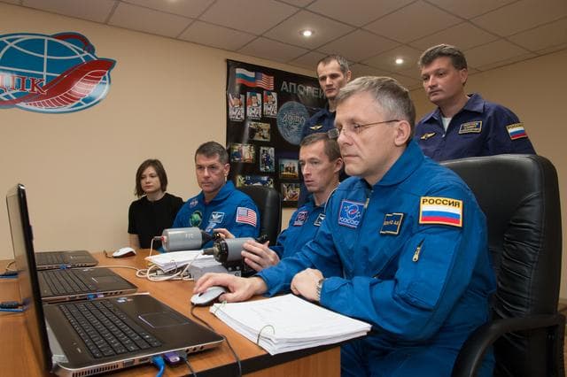 NASA image: Expedition 49 Preflight