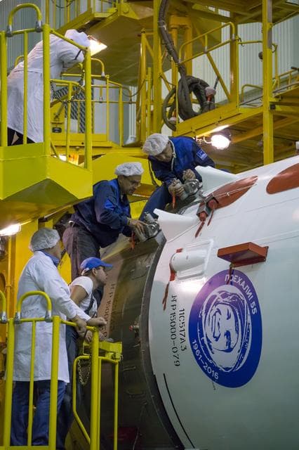 NASA image: Expedition 49 Preflight