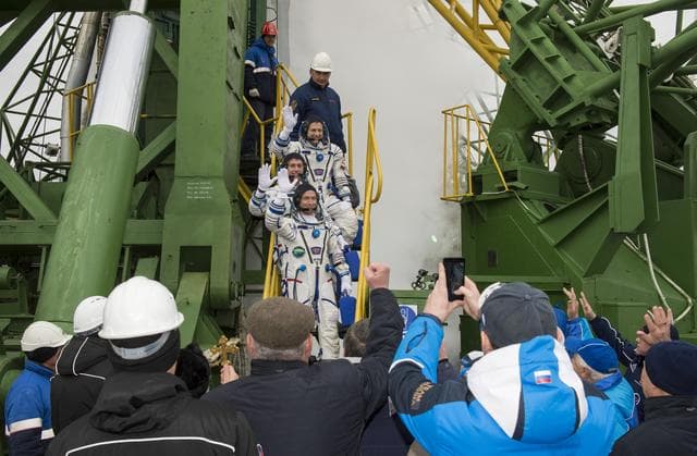 NASA image: Expedition 49 Preflight