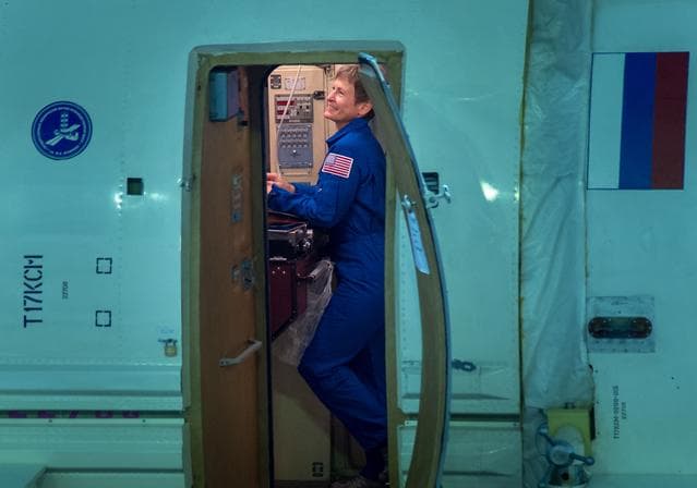 NASA image: Expedition 50 Qualification Exams