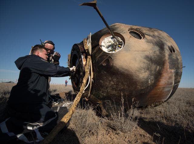 NASA image: Expedition 50 Soyuz MS-02 Landing
