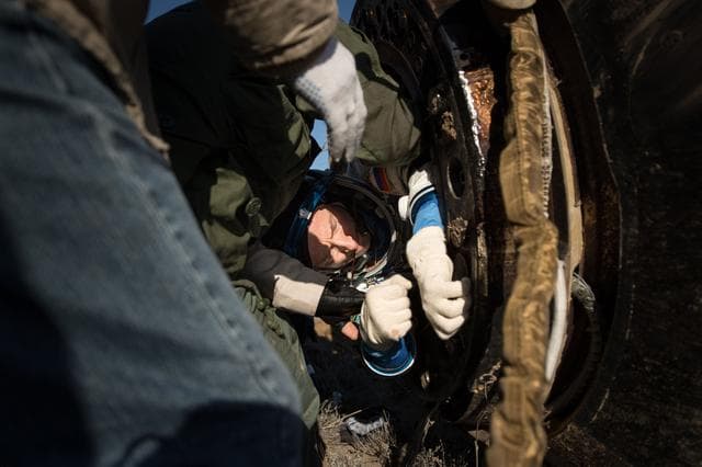 NASA image: Expedition 50 Soyuz MS-02 Landing