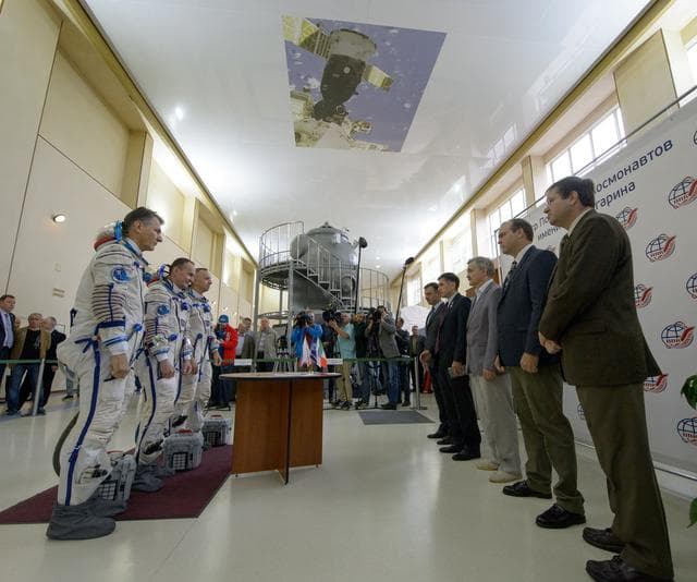 NASA image: Expedition 52 Qualification Exams